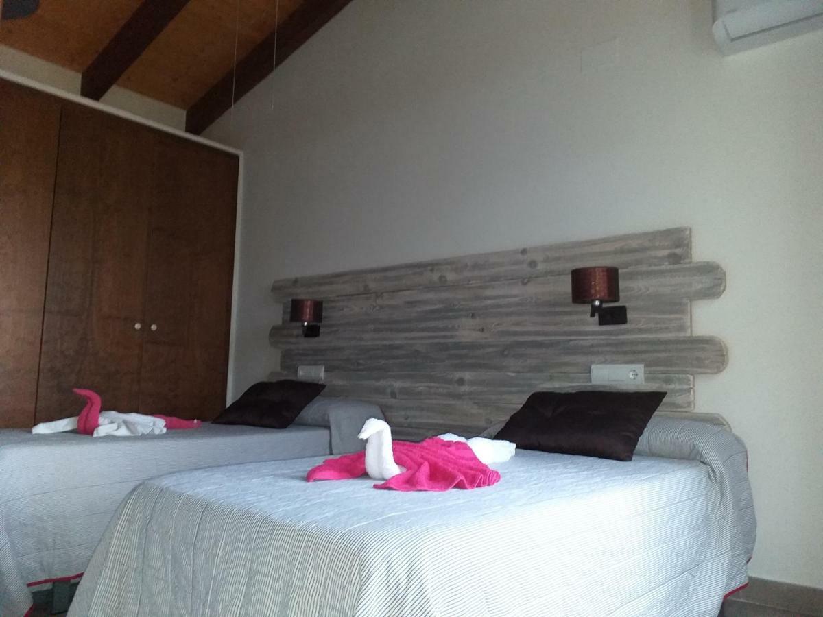 Mas Dels Bonos Guest House Deltebre Bagian luar foto
